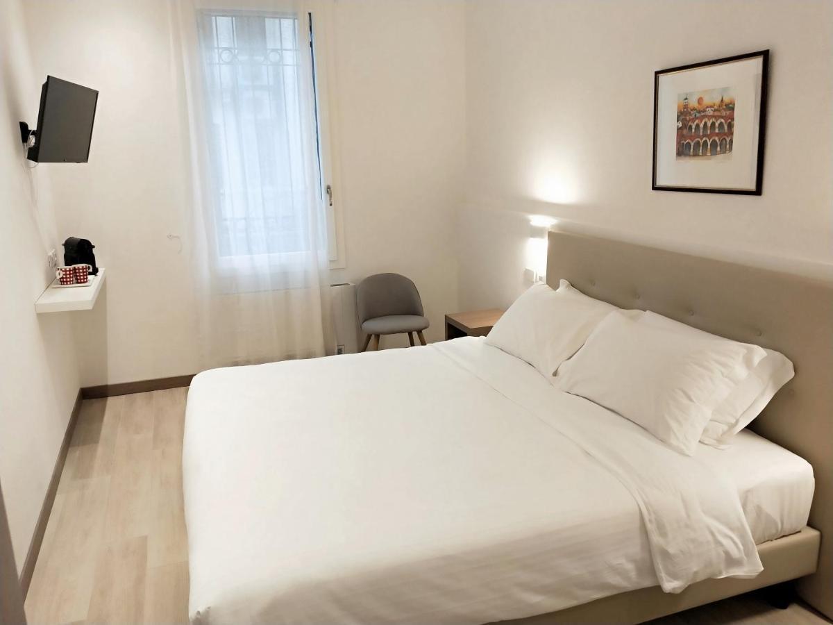 Apartment Via Poma Apartments&rooms Verona
