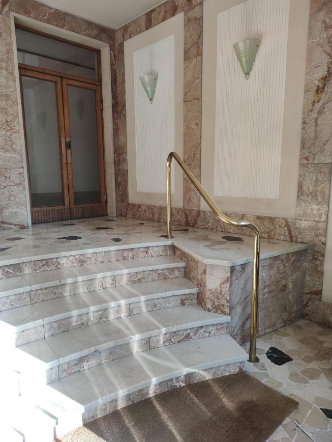 Emmerosa, Centro Citta, Parcheggio Apartamento *