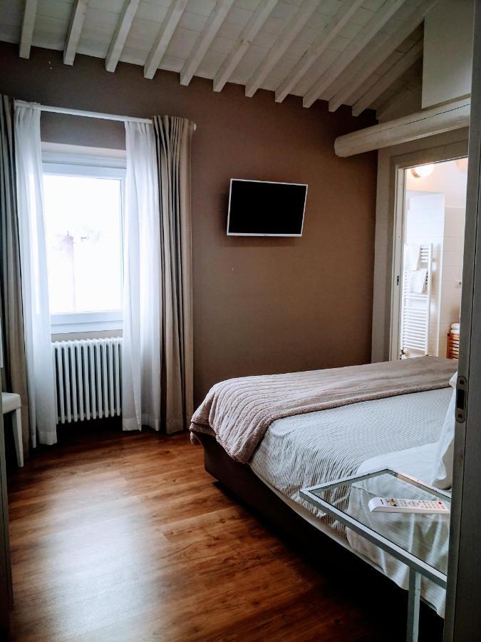 Nhà khách La Maison De Charme 2*