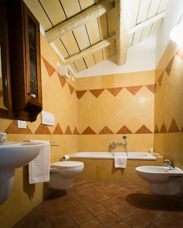 Country house Casale Degli Ulivi *