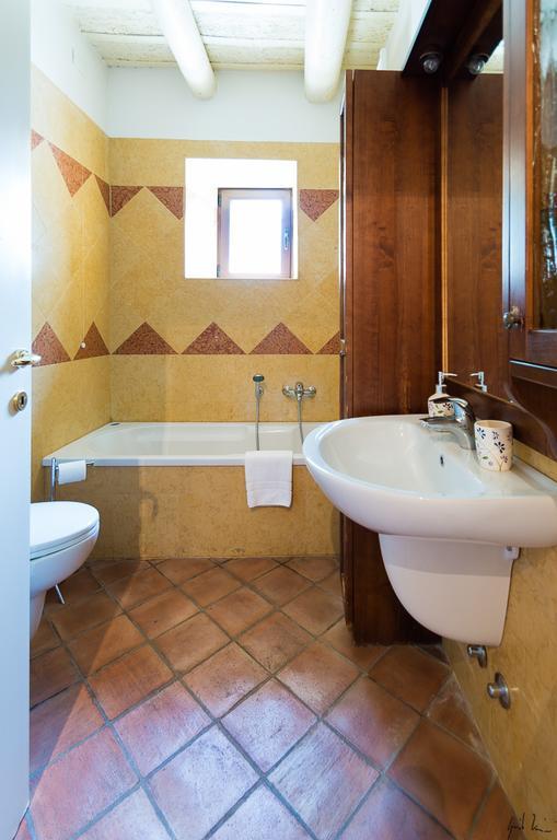 Casale Degli Ulivi Country house *