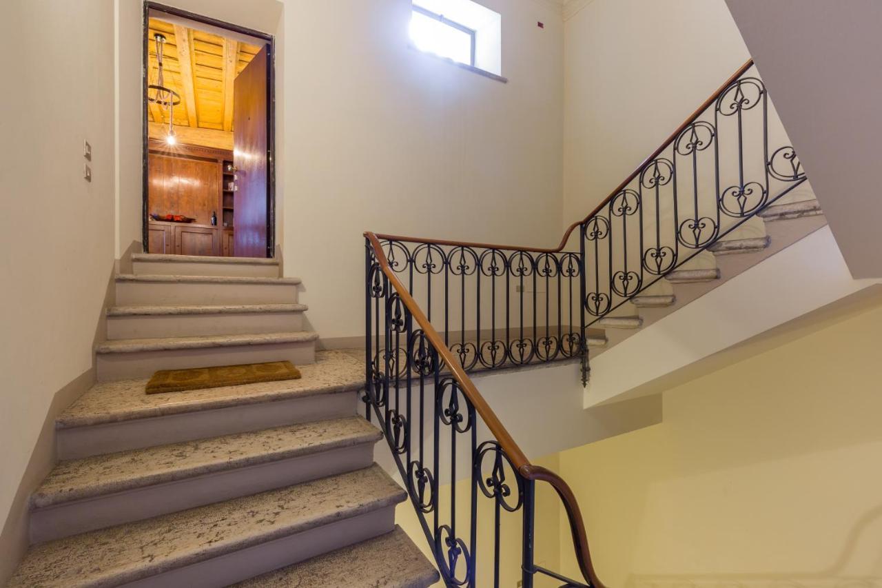 Magnificent Cosy Loft Huoneisto Verona