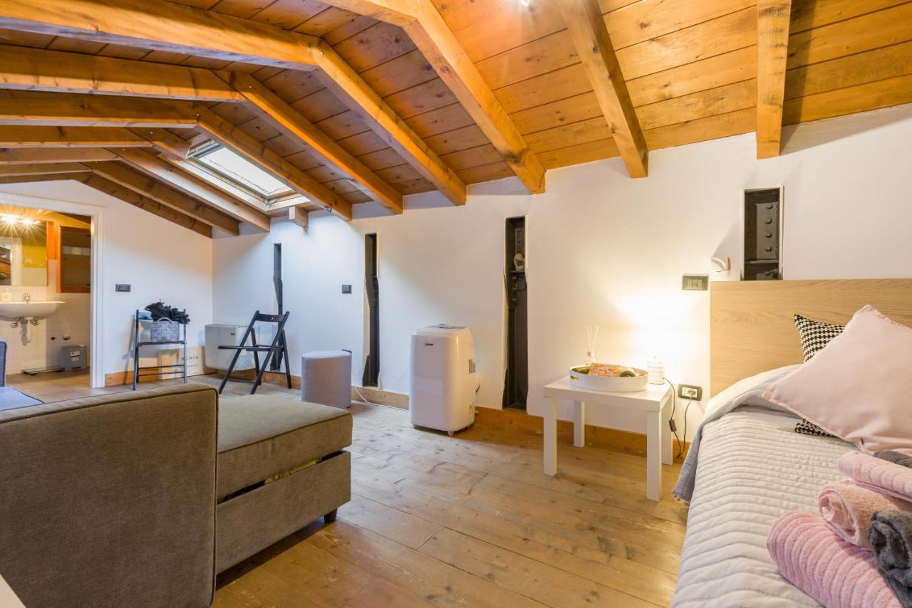 Huoneisto Magnificent Cosy Loft Verona