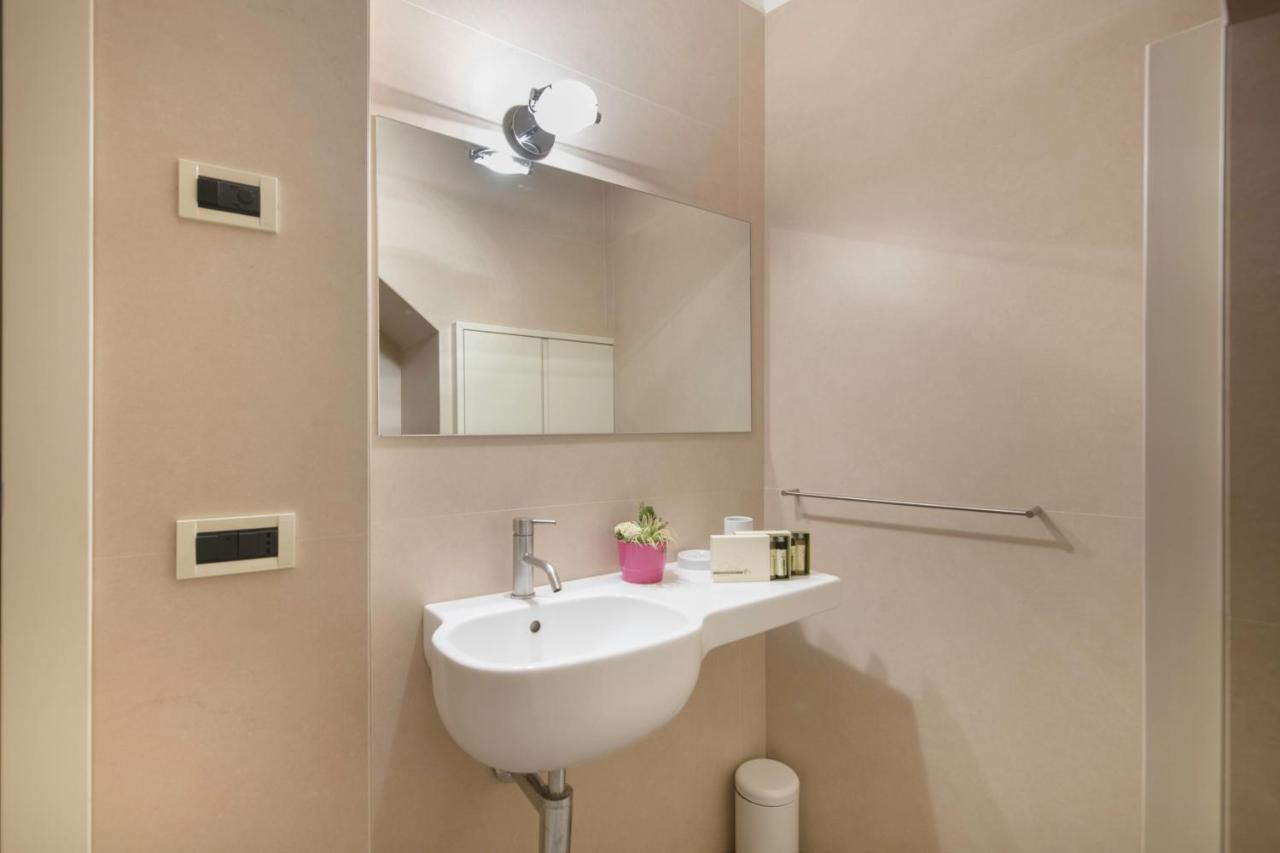 Tre Marchetti Arena Suites *