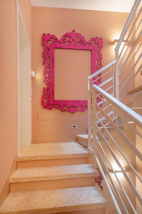 Tre Marchetti Arena Suites Huoneisto