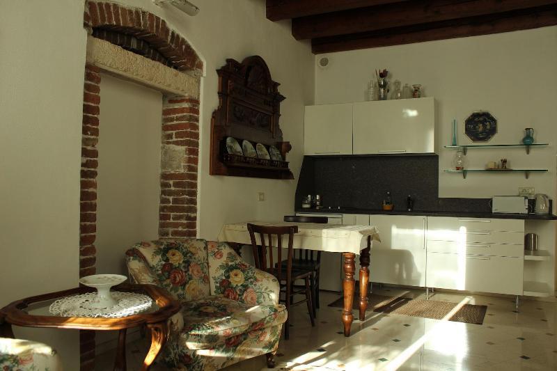Apartment Residenza Carducci Centro Storico *