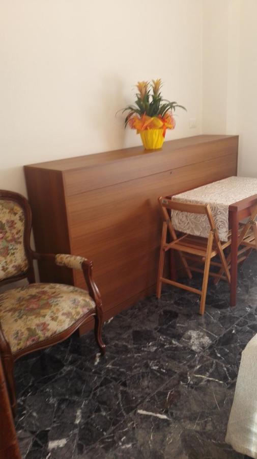 Guest house Minihouselarissa Diverona