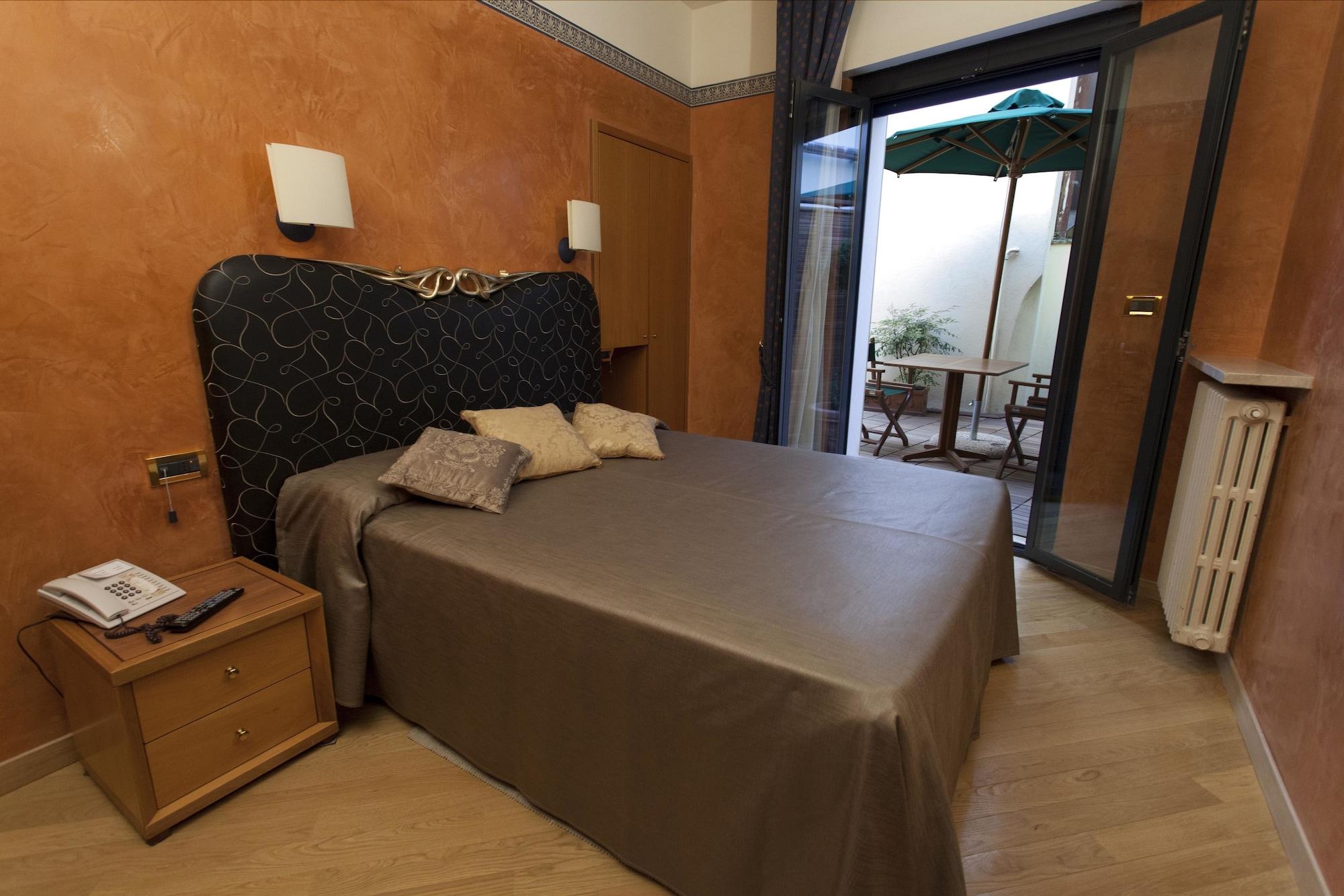 Hotel Europa 3*