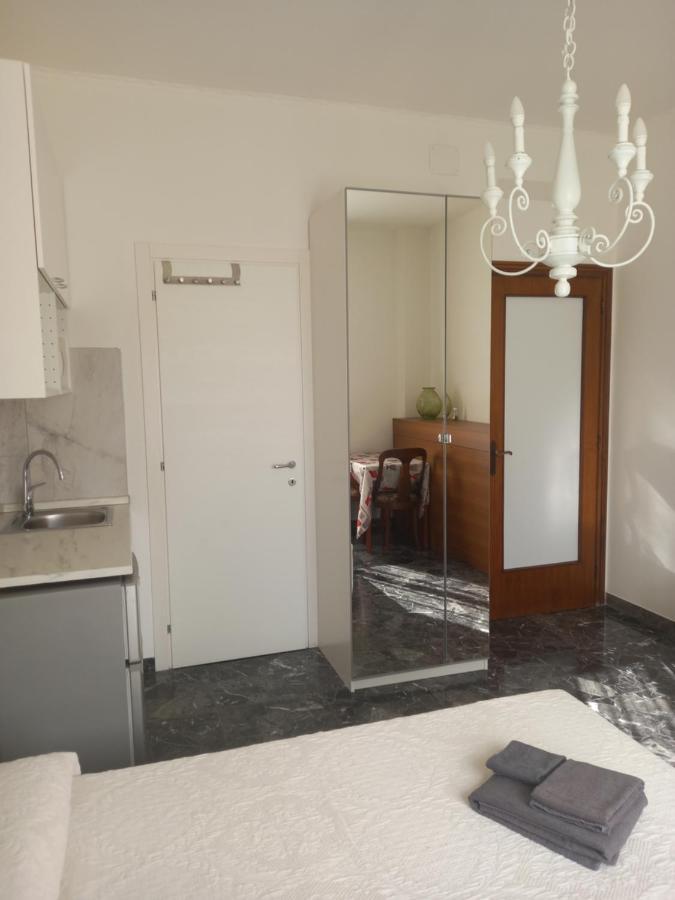 Guest house Minihouselarissa Diverona