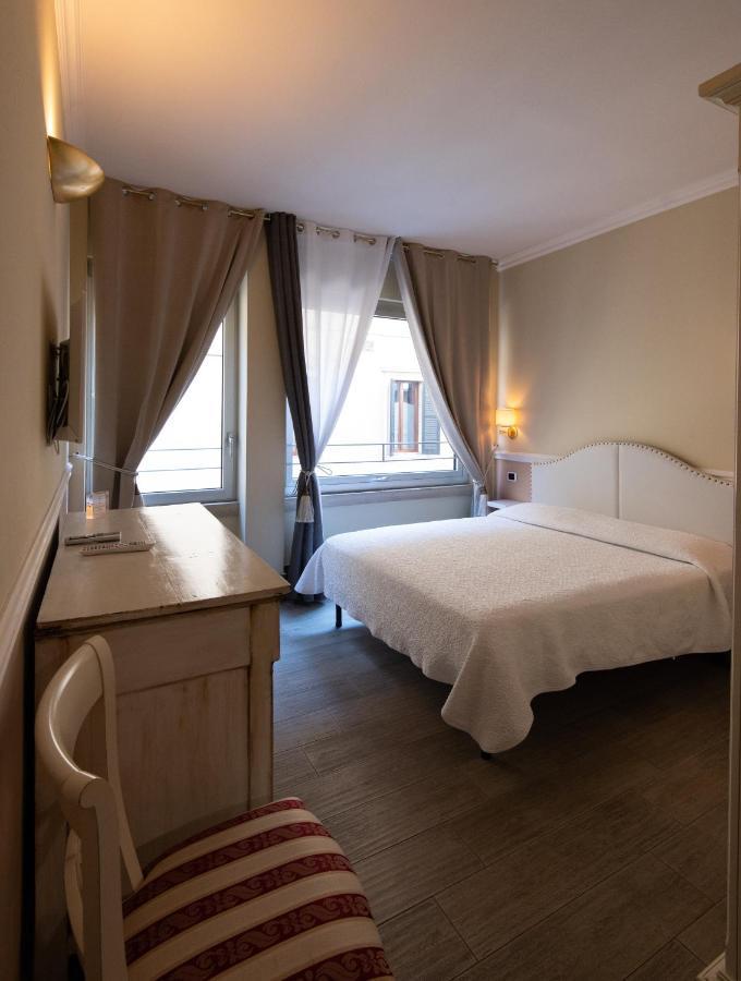 Bed Bra Nhà khách 2*