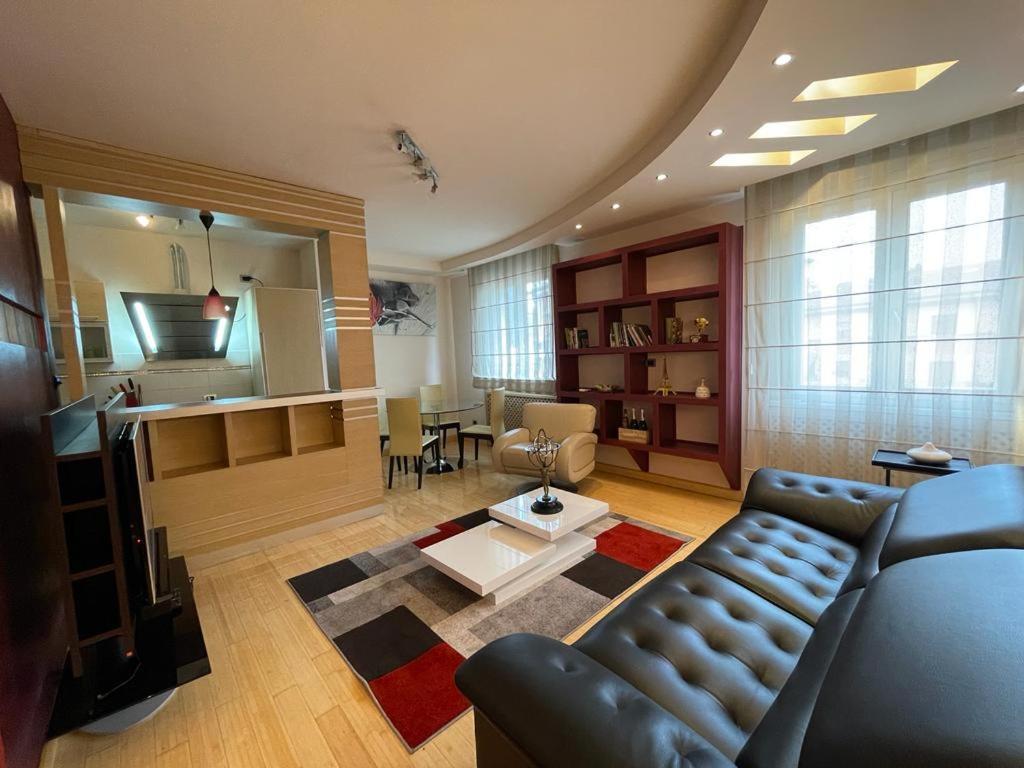 Chabi Flat