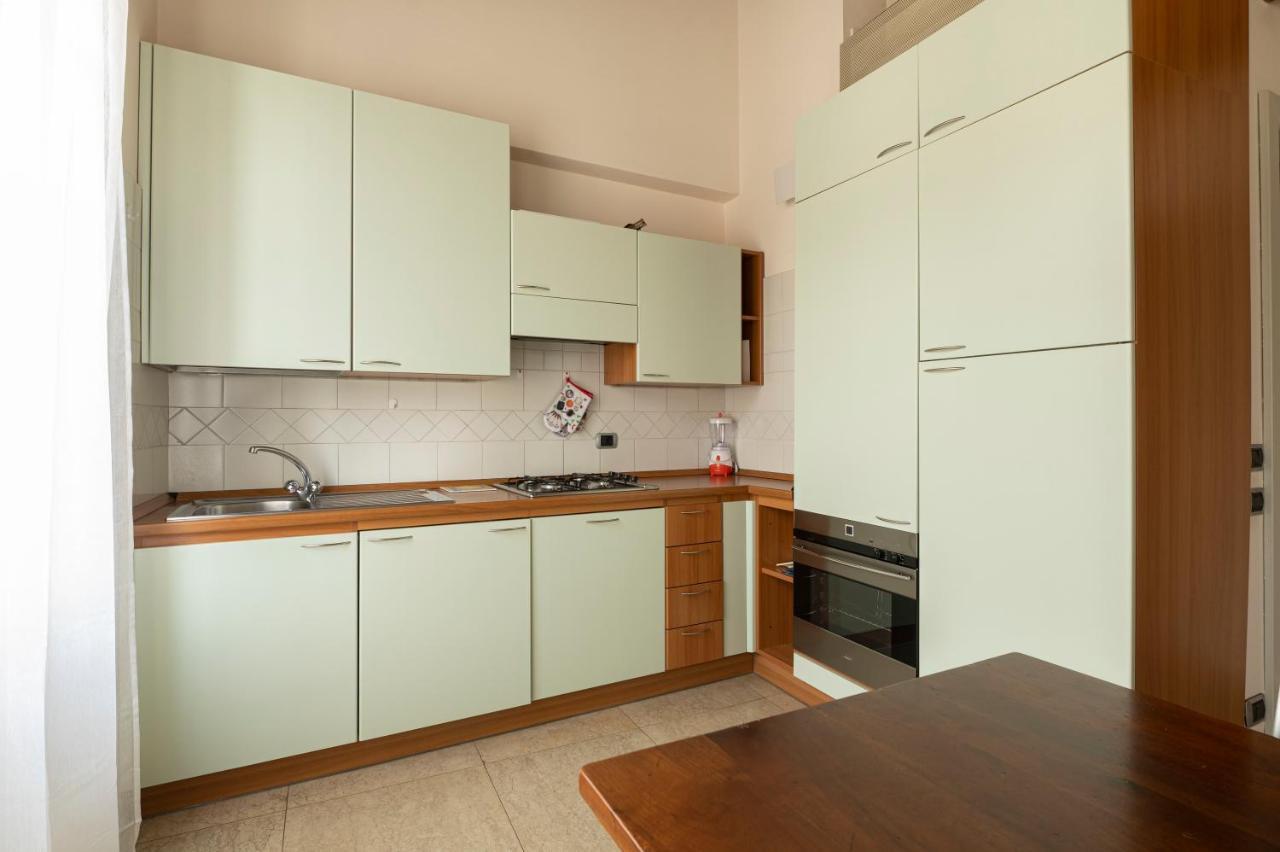 Cozy Flat With Big Balcony Few Steps From Arena Verona