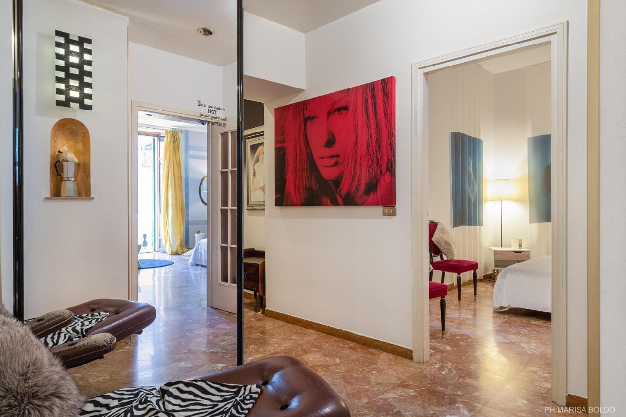 Apartment Billie's Flat Red - Art & Design In Historic Centre Verona