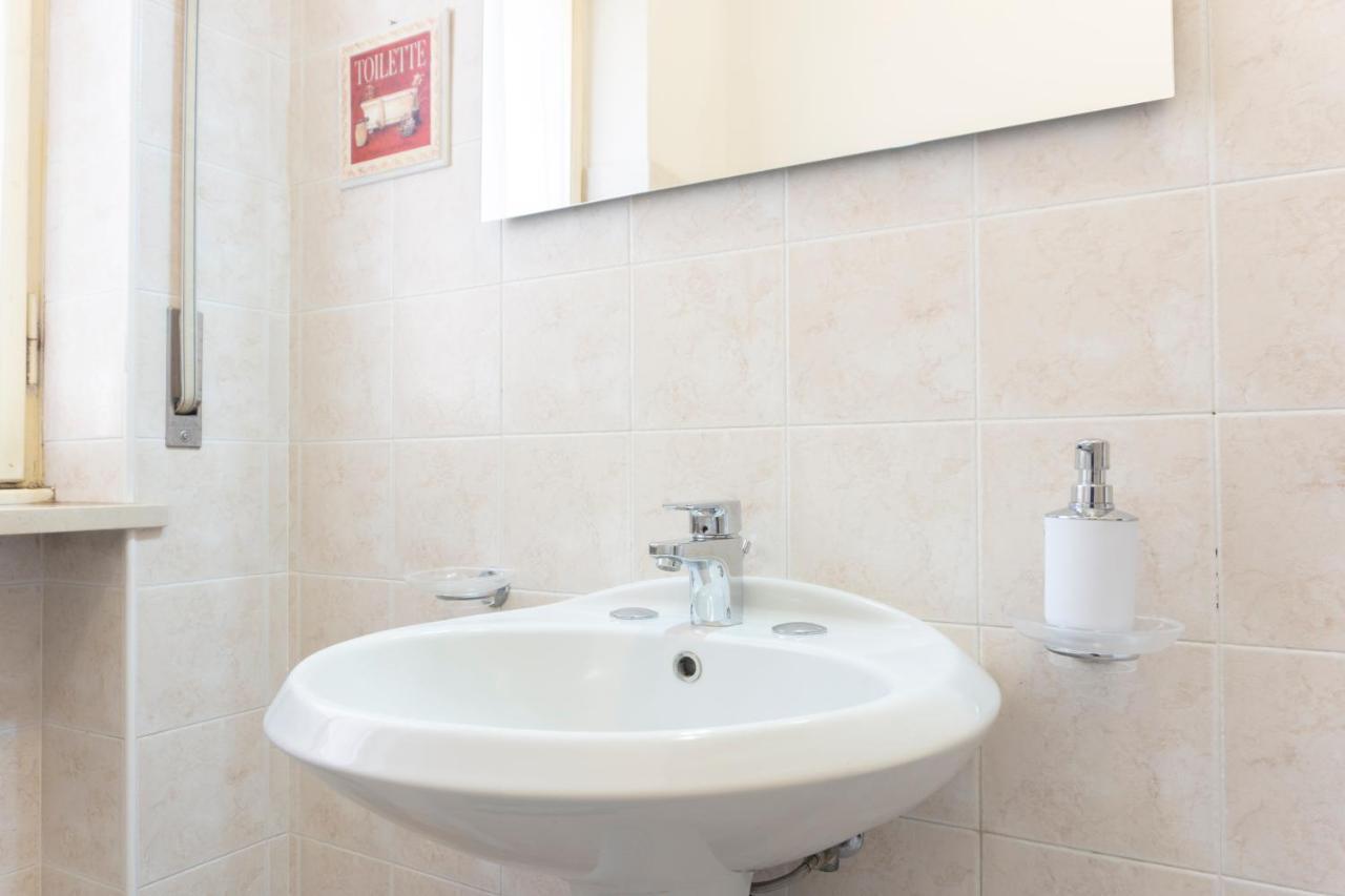 Re Lear - 4 Bedrooms *