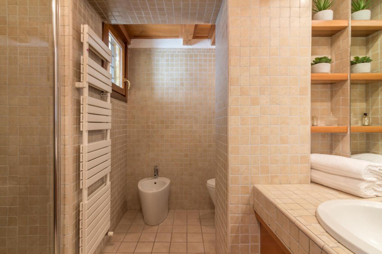 Apartment Ponte Pietra No 5 Sulla Romantica Scalinata *