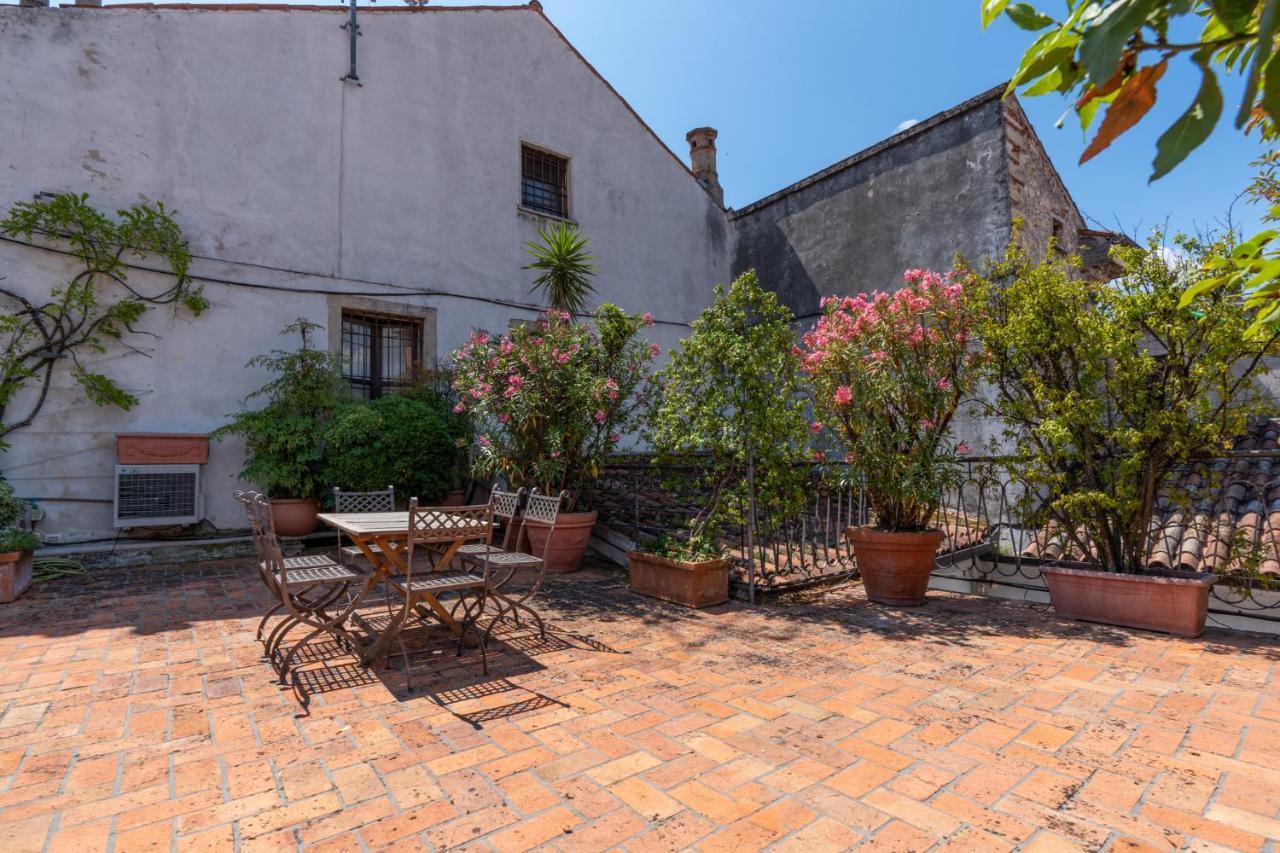 Terrazza Garibaldi By Postcardsfrom Apartment Verona