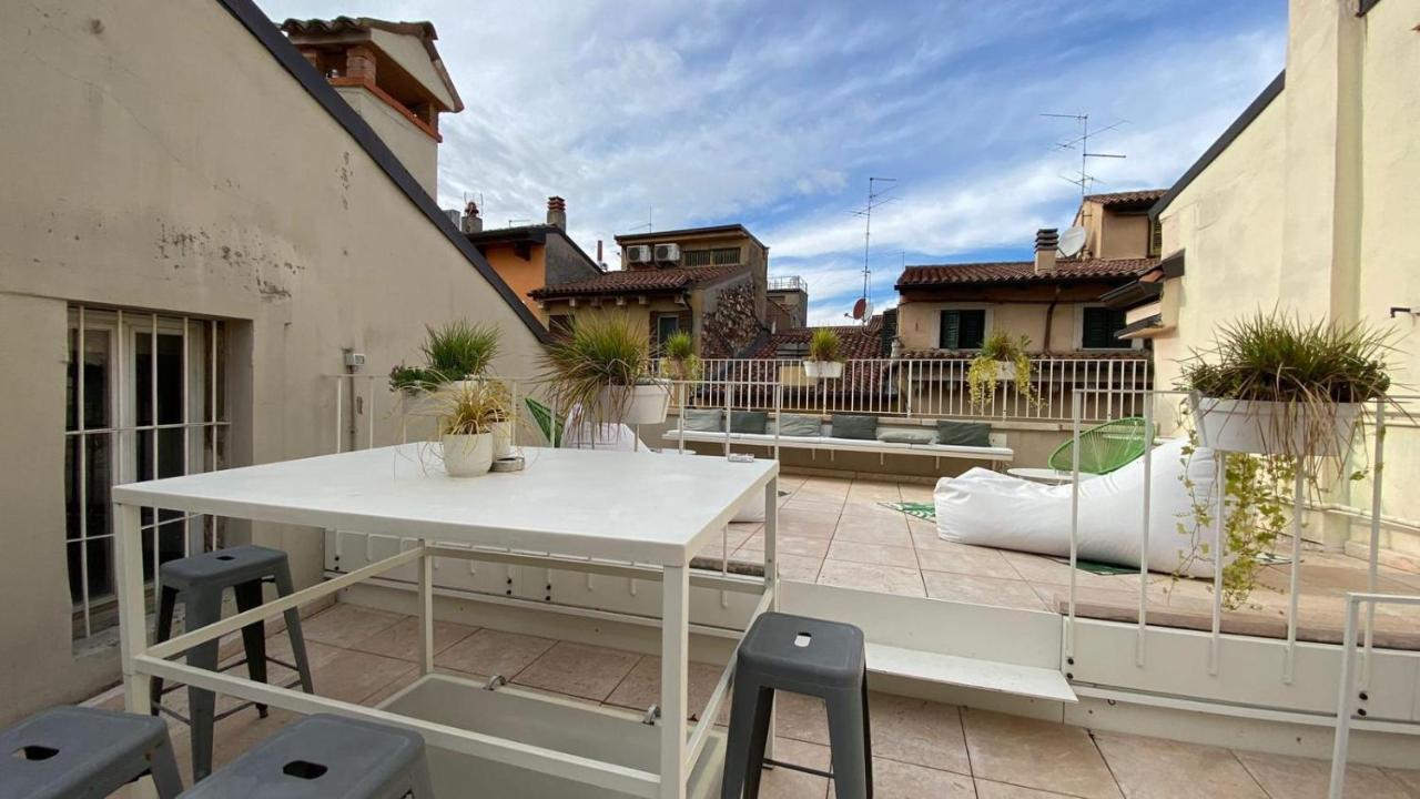 Loft 17 Arena Huoneisto Verona