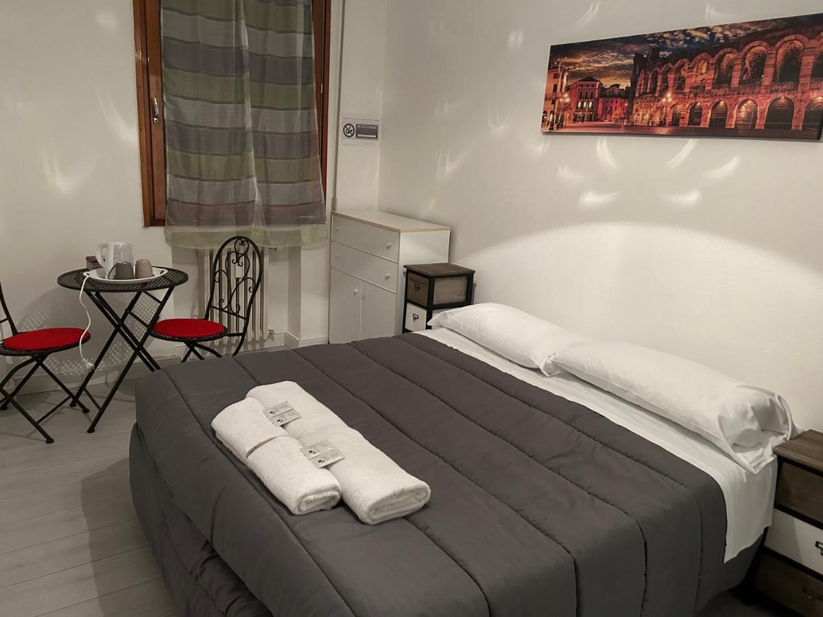 Guest house Locazione Turistica Forever Verona