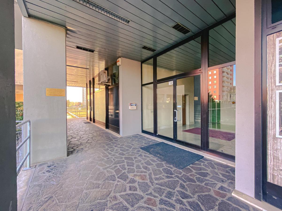 Omega - Royal Welcome Apartment *