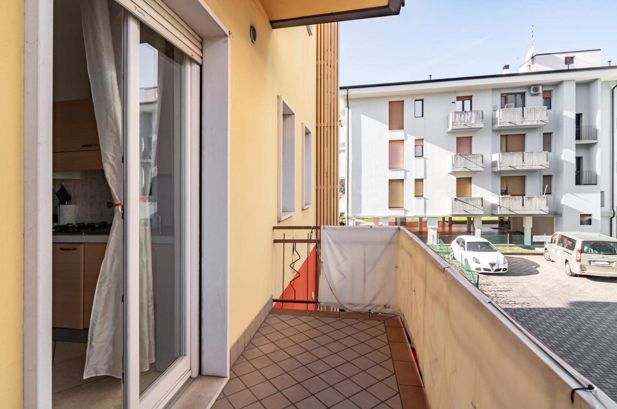 Appartement Ospedale Borgo Roma Cozy Studio W/private Parking! Verona