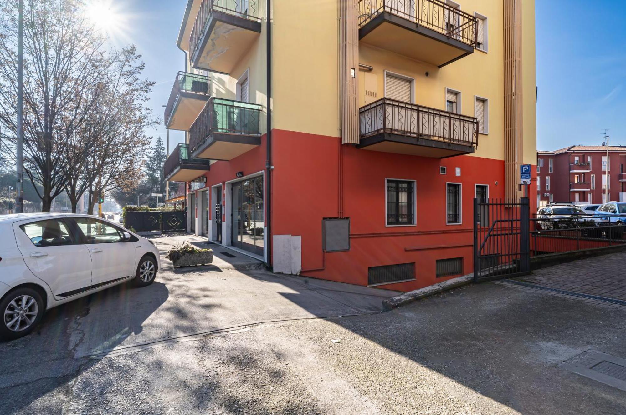 Appartement Ospedale Borgo Roma Cozy Studio W/private Parking! Verona