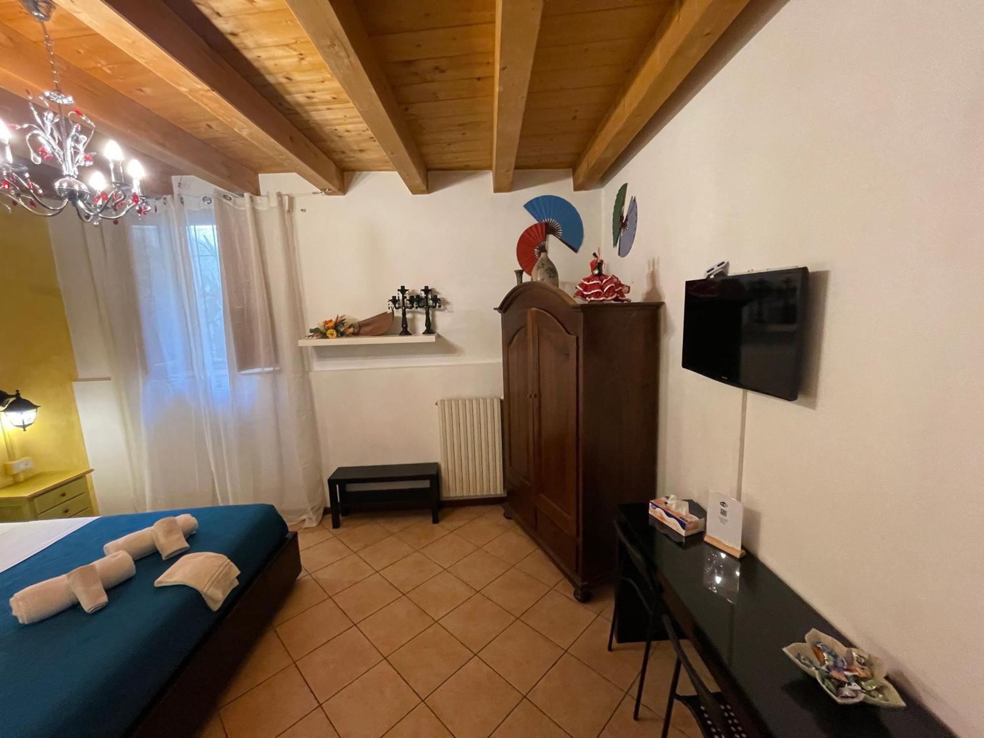 Bb Vicolo 22 Gasthof Verona