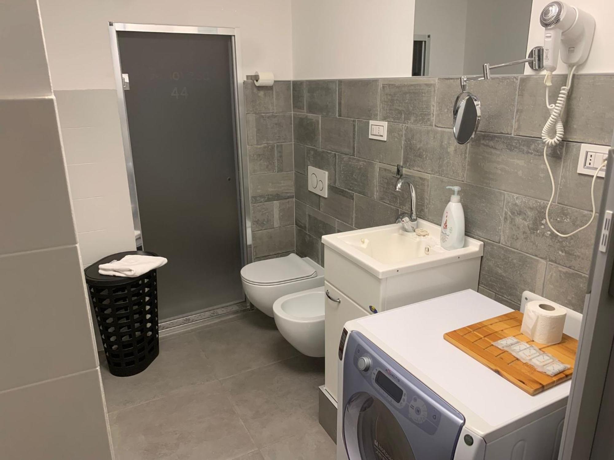 Căn hộ Genovesa 44 *