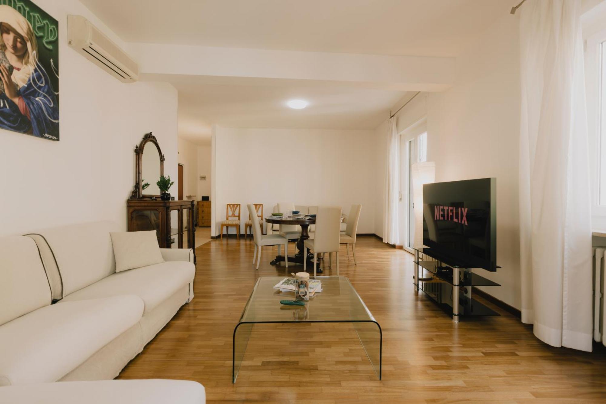 Arena Luxury Apartment