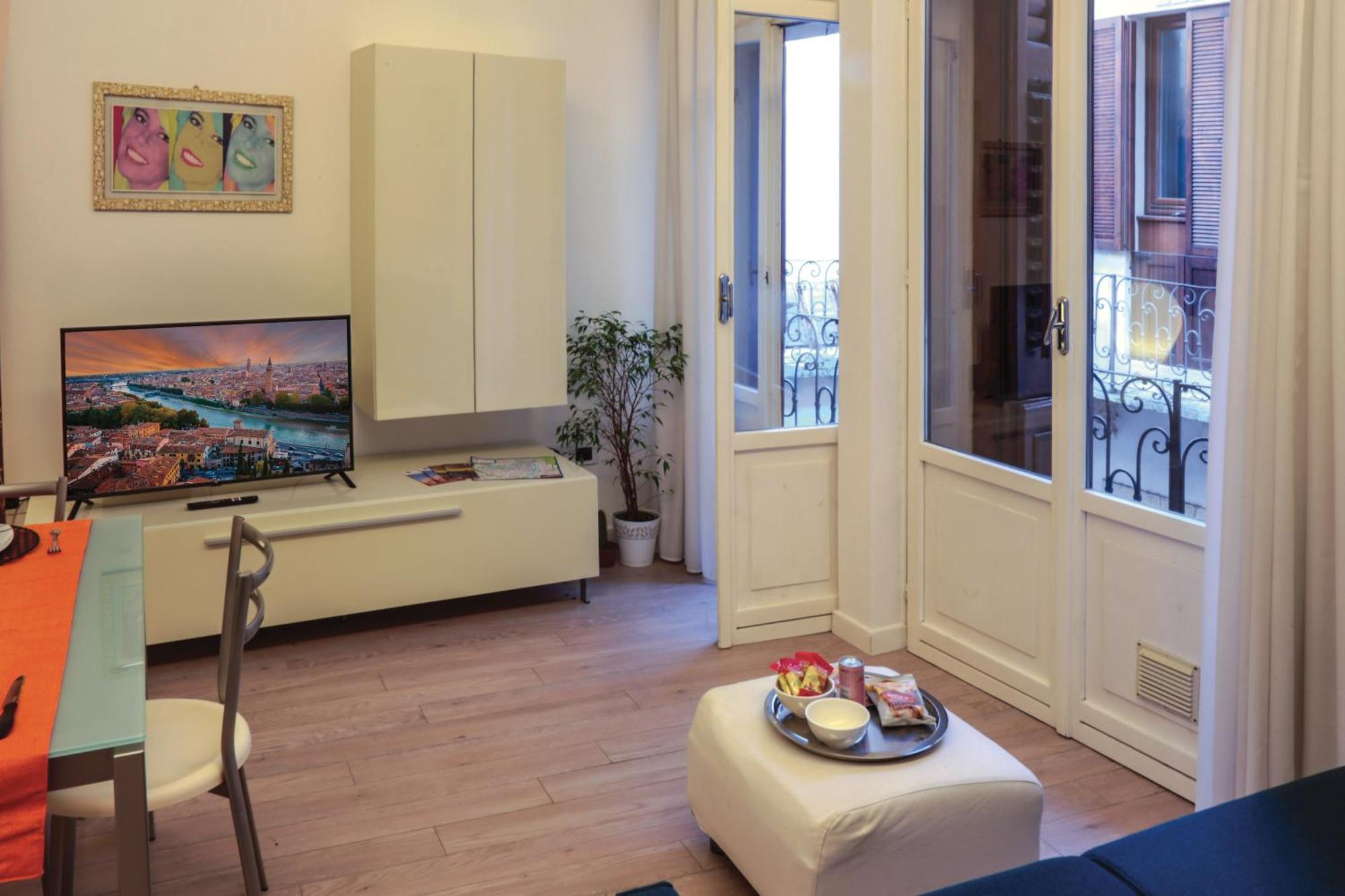 Dimora San Fermo 11 Apartment *