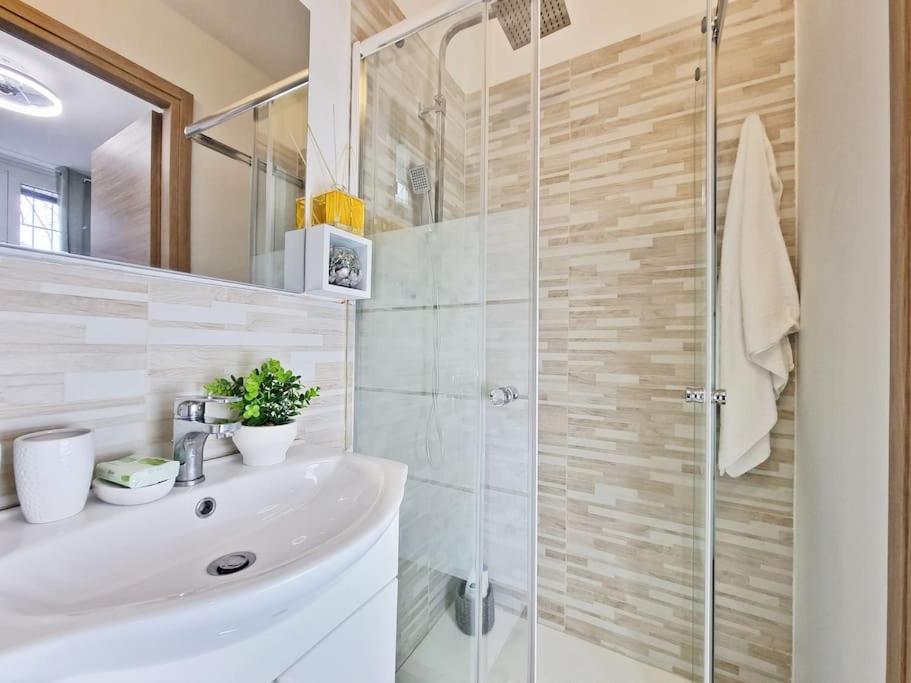 Casa Romeo Vinitaly - Free Parking - Wifi * Verona