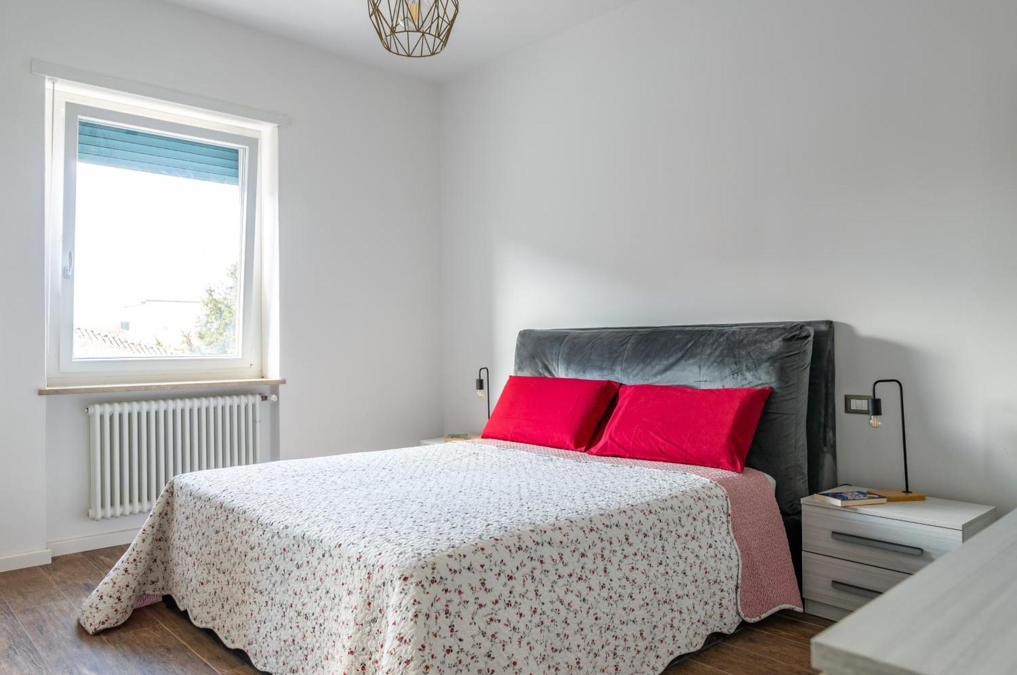 Apartment - Sweety With Balcony!