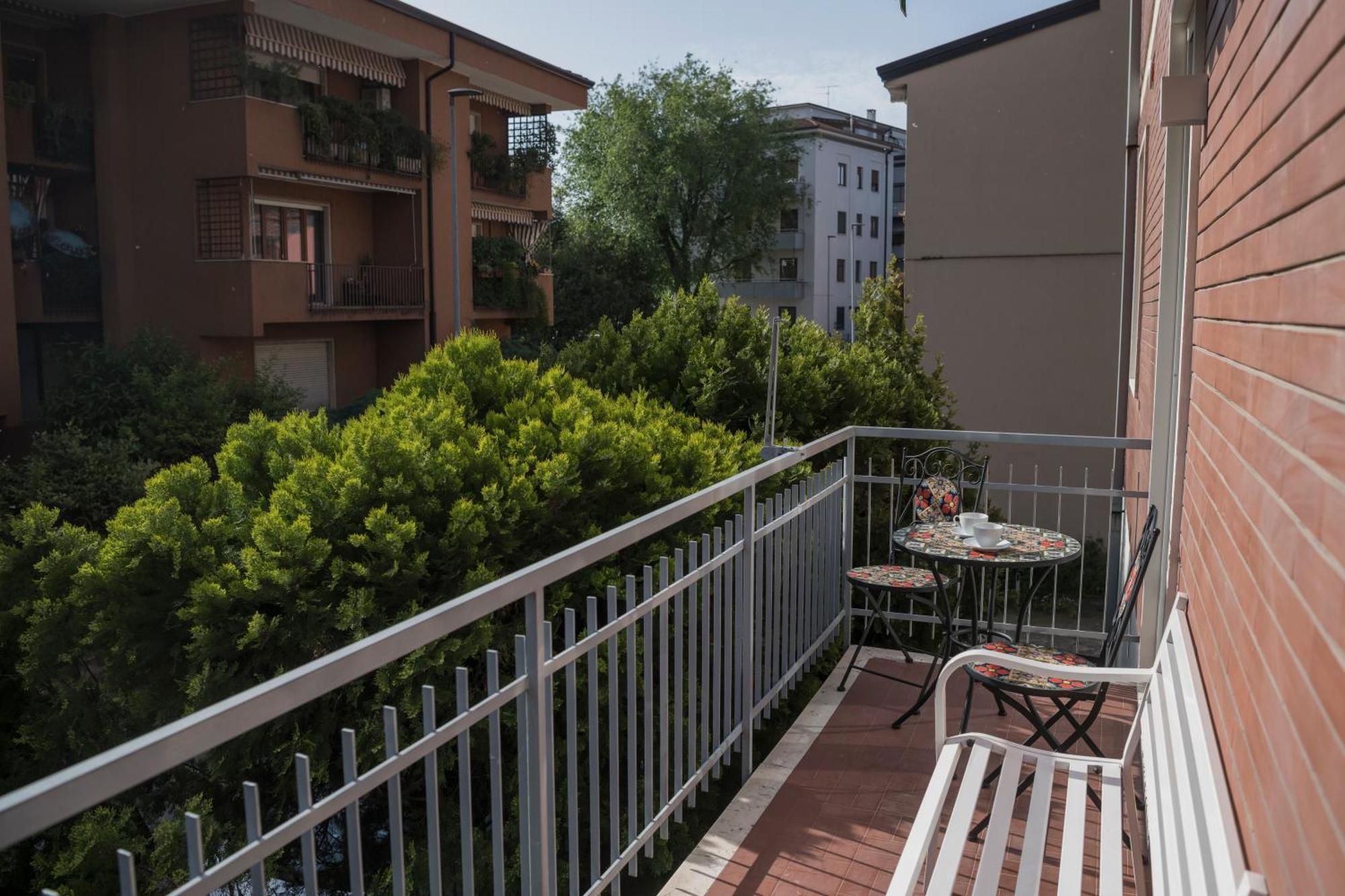 Al Parco Bed & Breakfast *