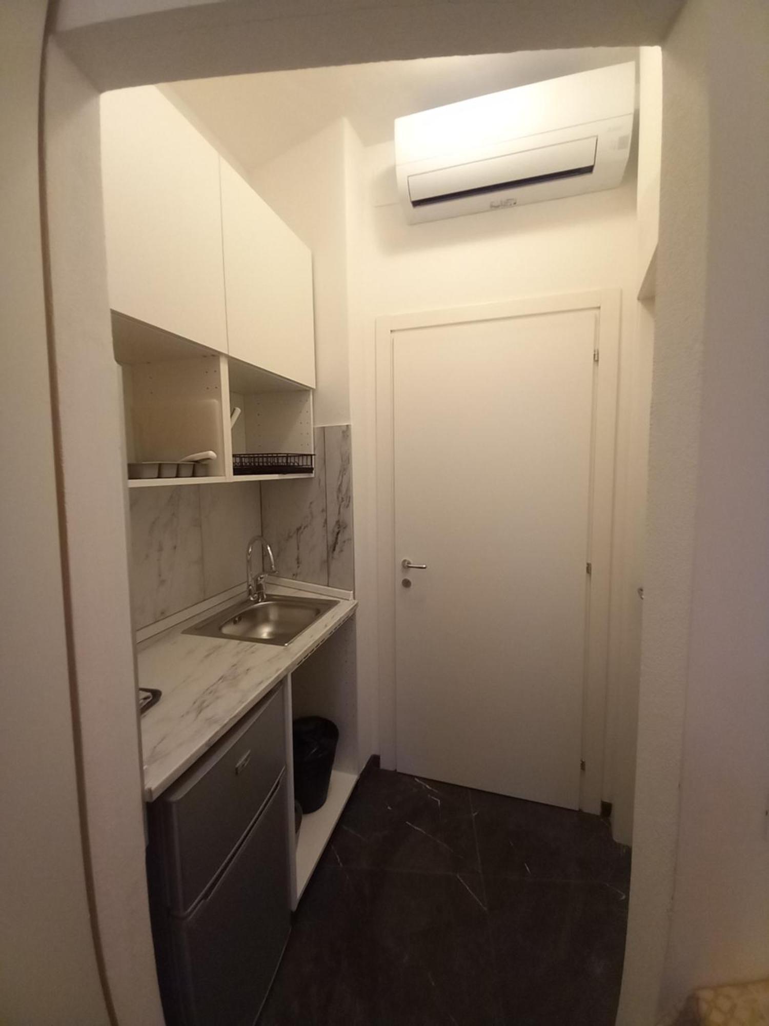 Guest house Minihouselarissa Diverona Verona