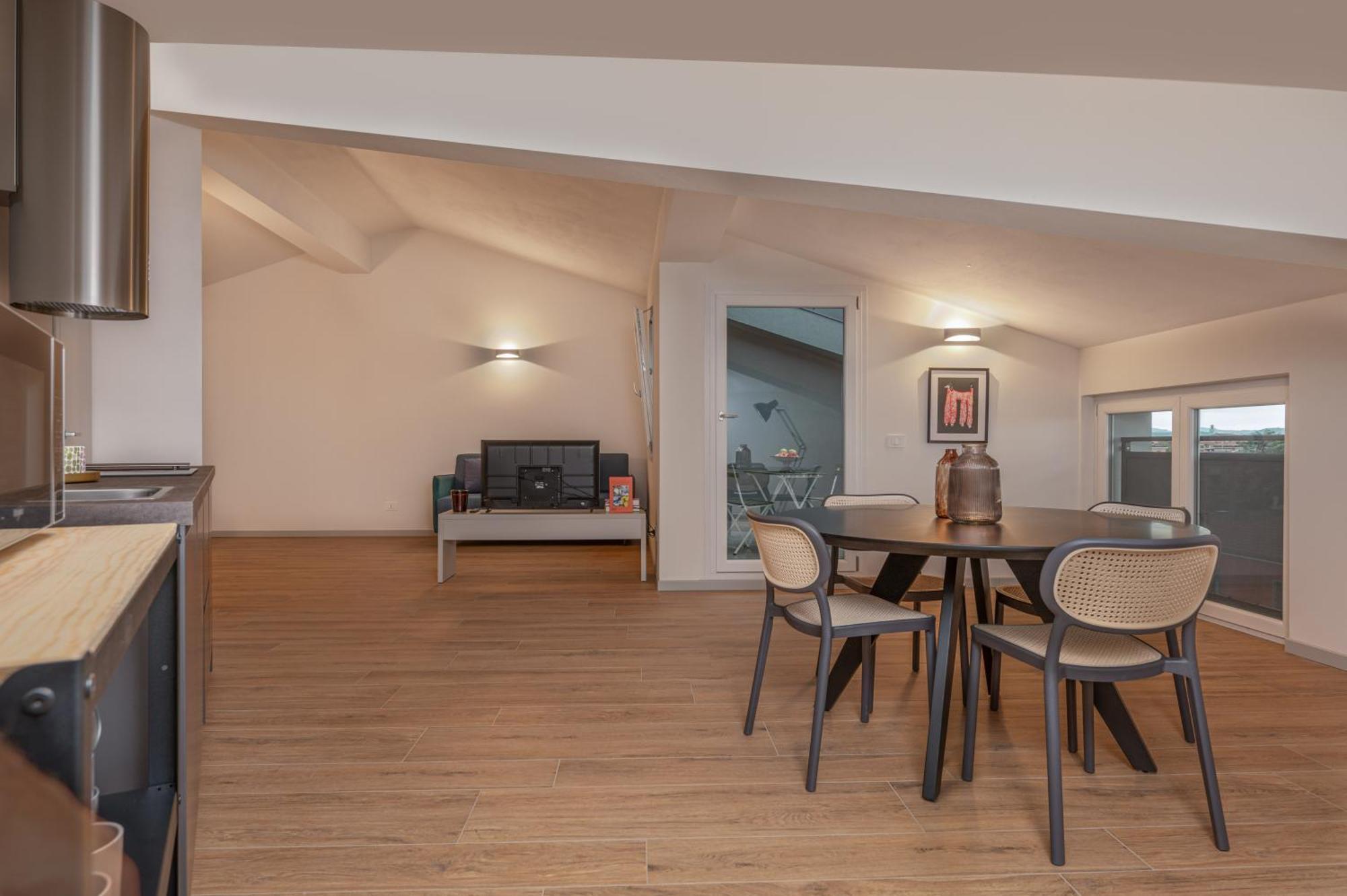 Mubra 55 Apartment