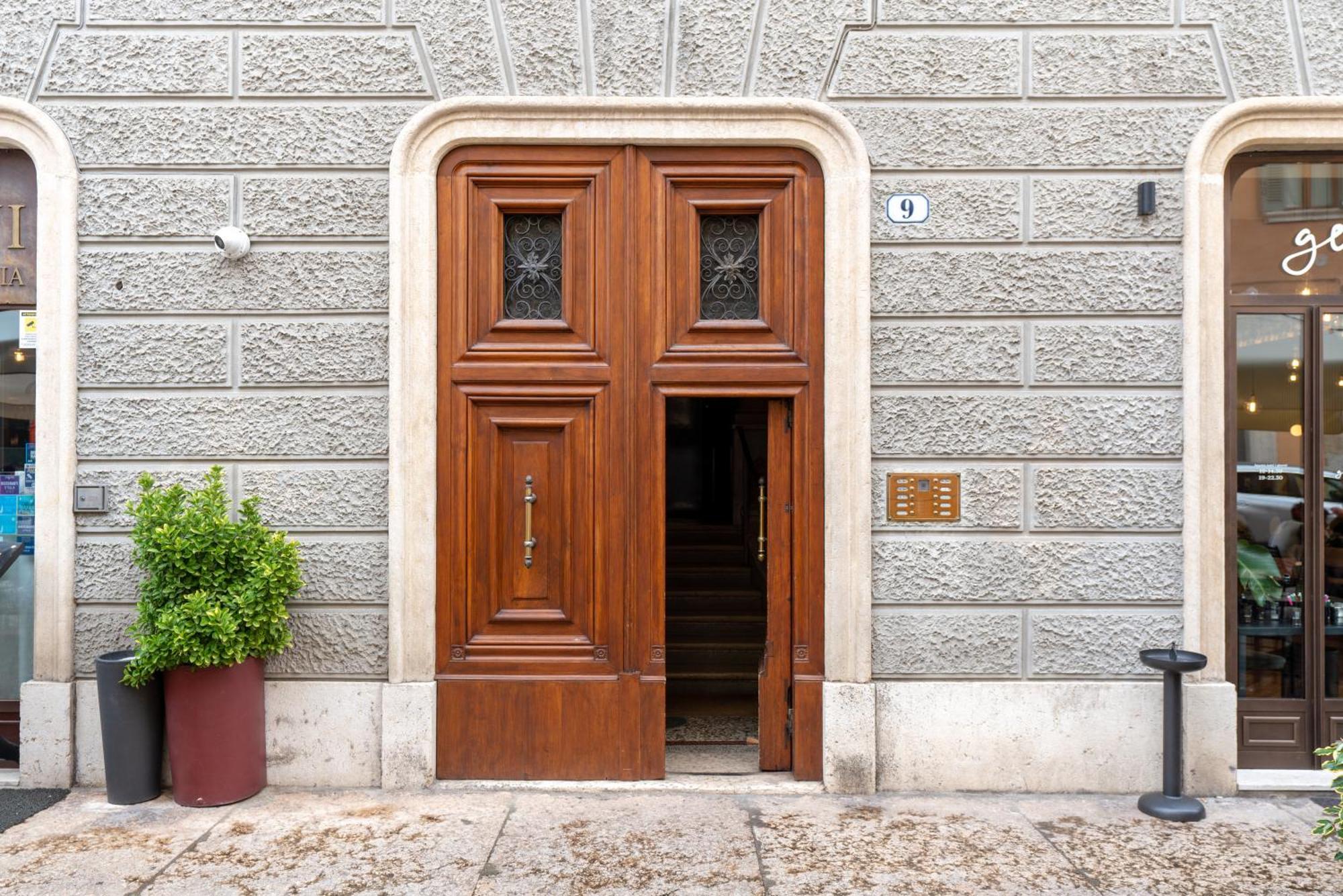 Palazzo Biasini By Postcardsfrom Guest house *
