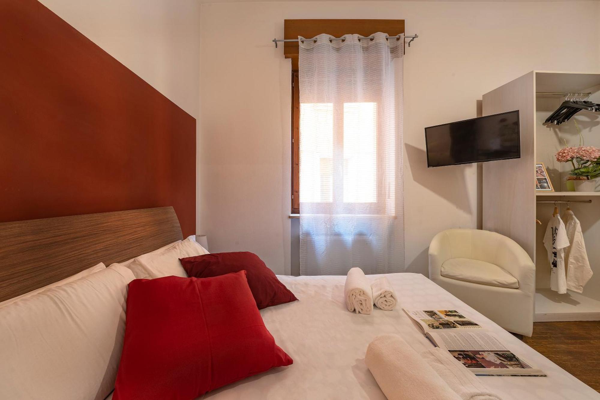 Guest house Italianflat - Rentroom Old Town - 200mt To Arena Verona