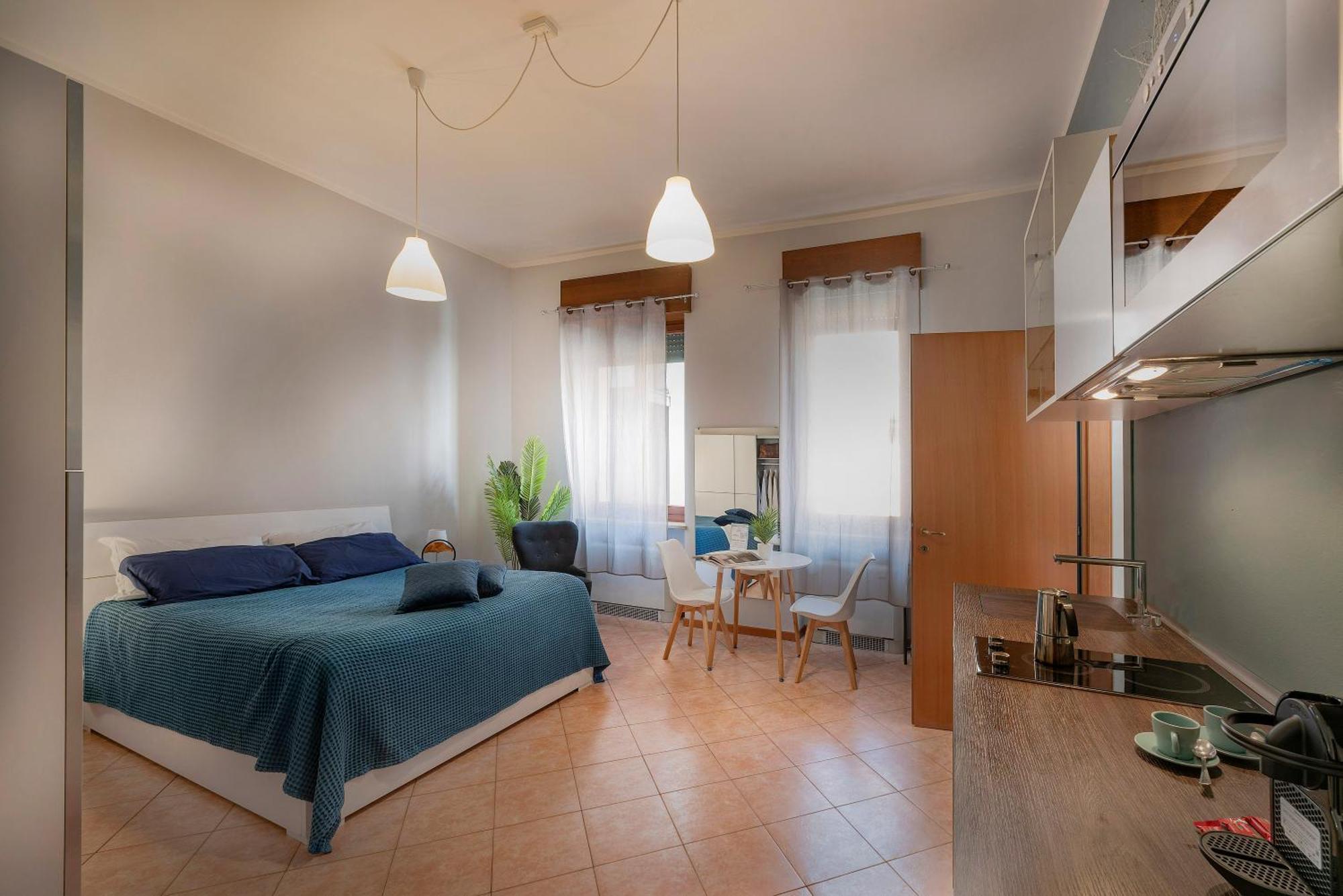 Guest house Italianflat - Rentroom Old Town - 200mt To Arena Verona