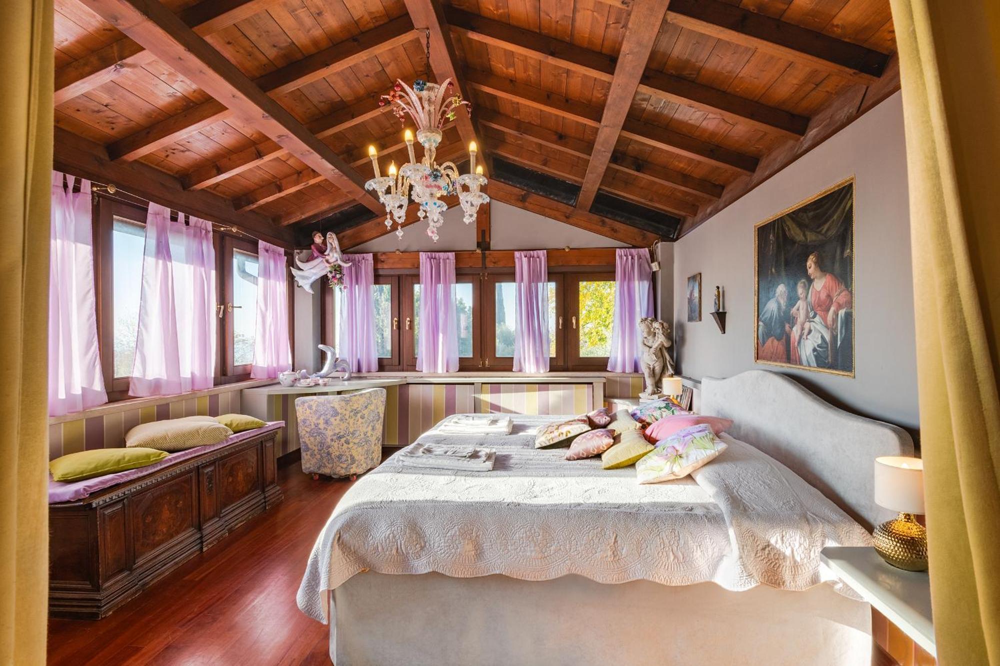 Pousada Villa Isidoro Ampio Parco ,Piscina Privata, Arte E Giochi , Fitness *
