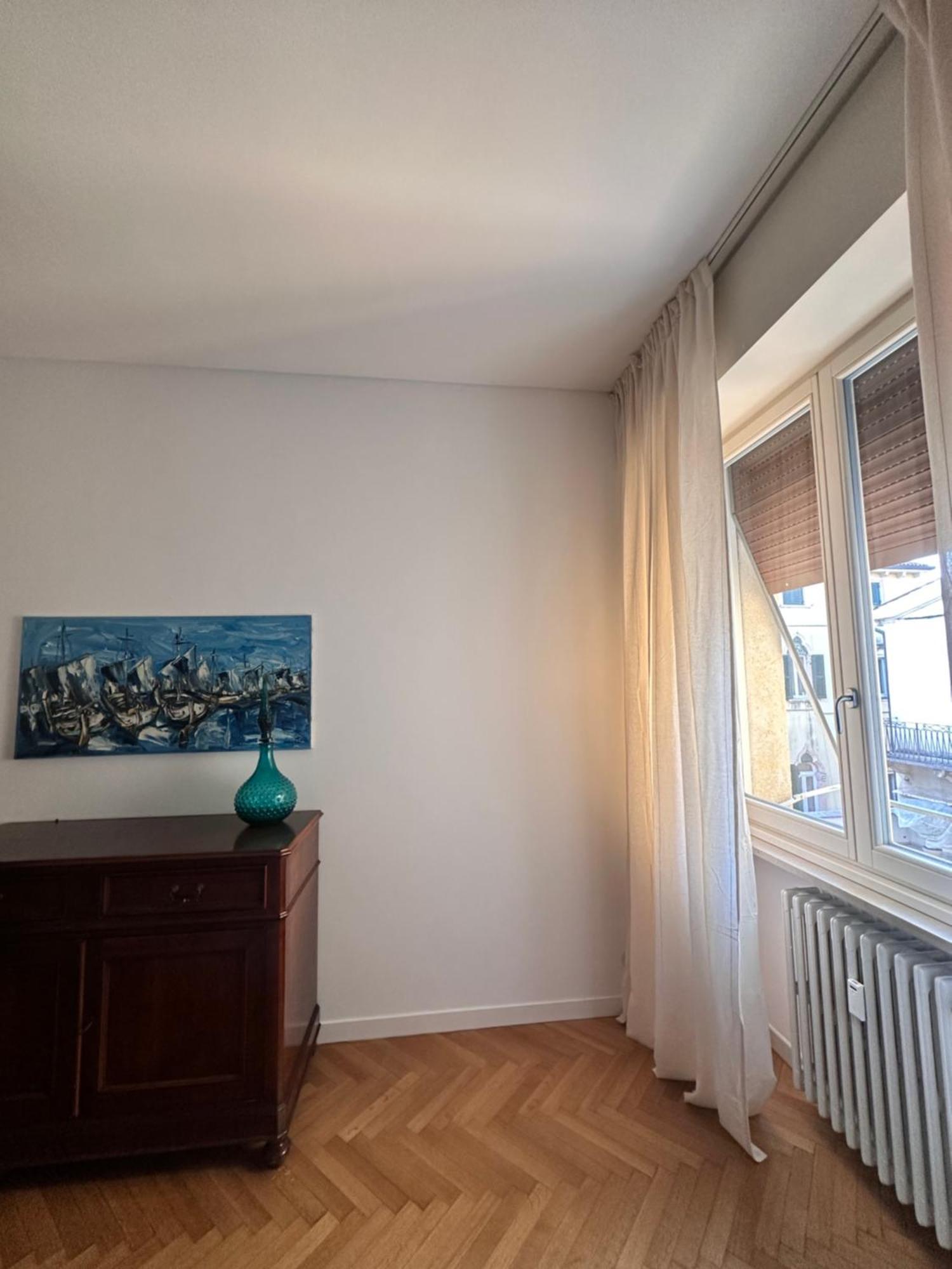 Guest house Catullo 12 *