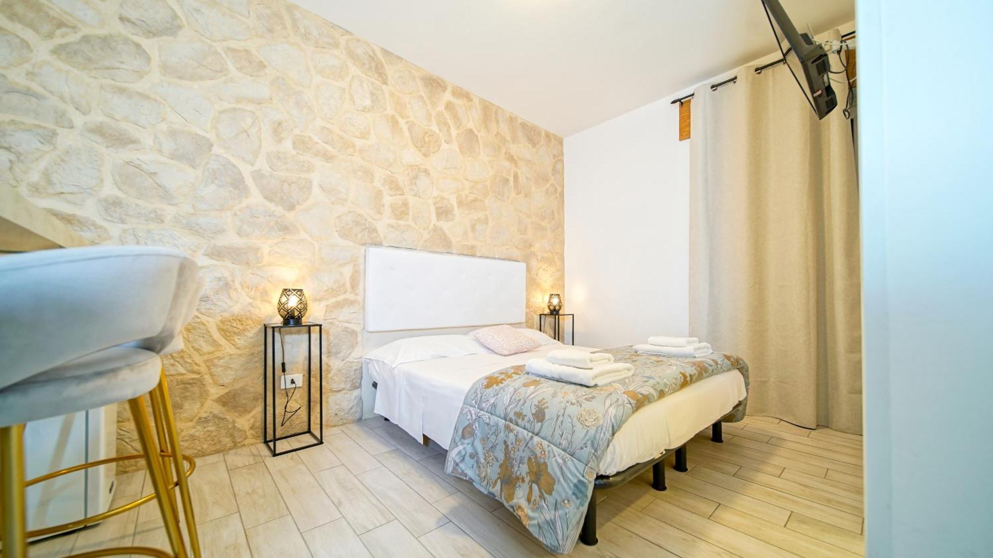 Guest house Langolo Di Laura Borgo Roma Destiny 3 Verona
