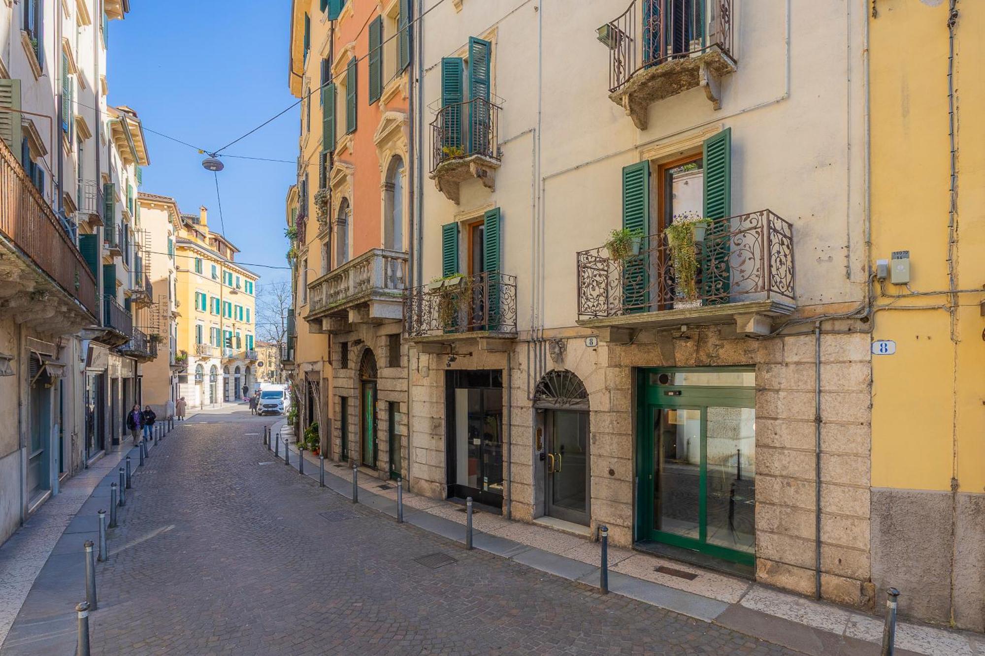 Domus Largo Pescheria Apartment