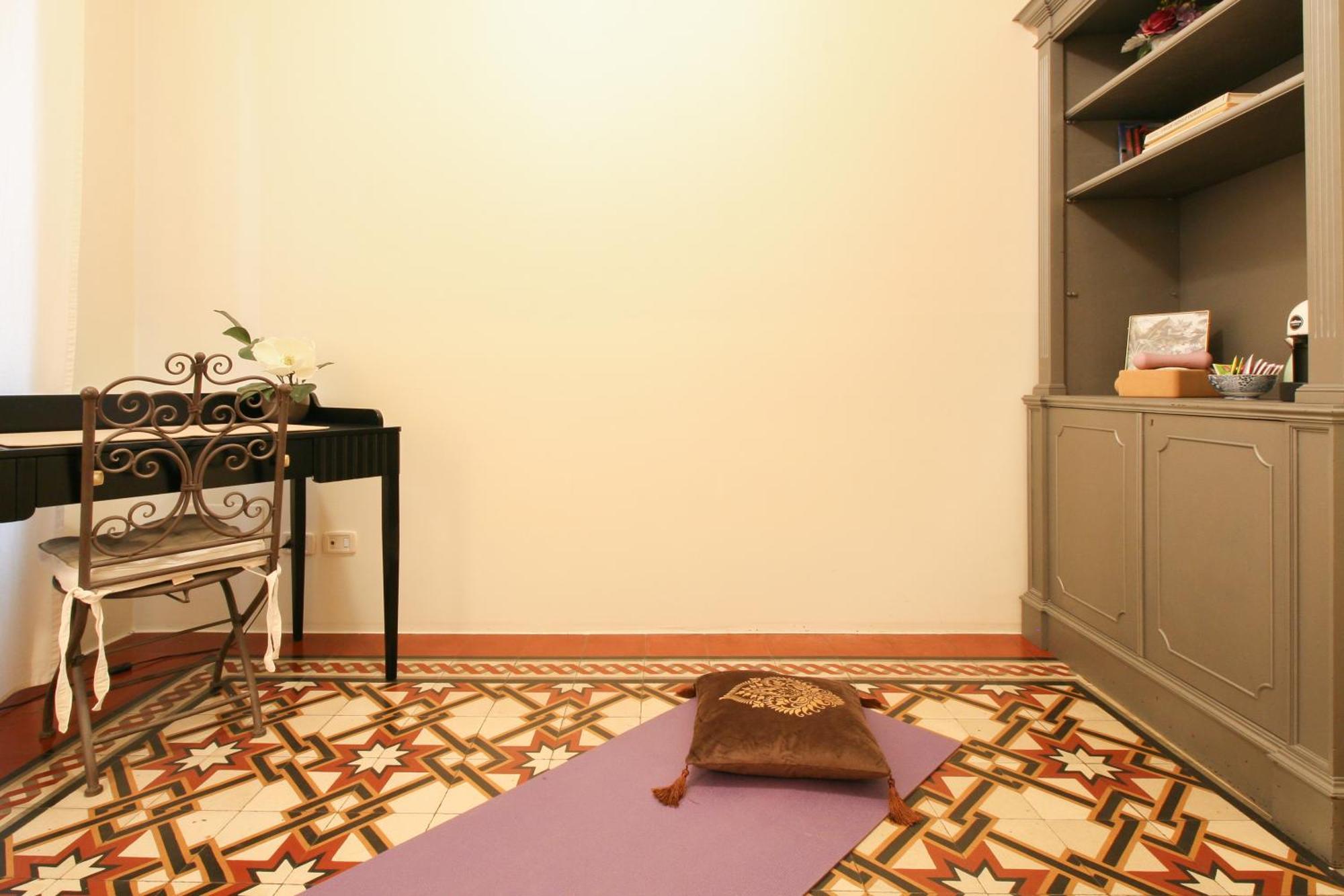 Le Flaneur - Vintage 3*