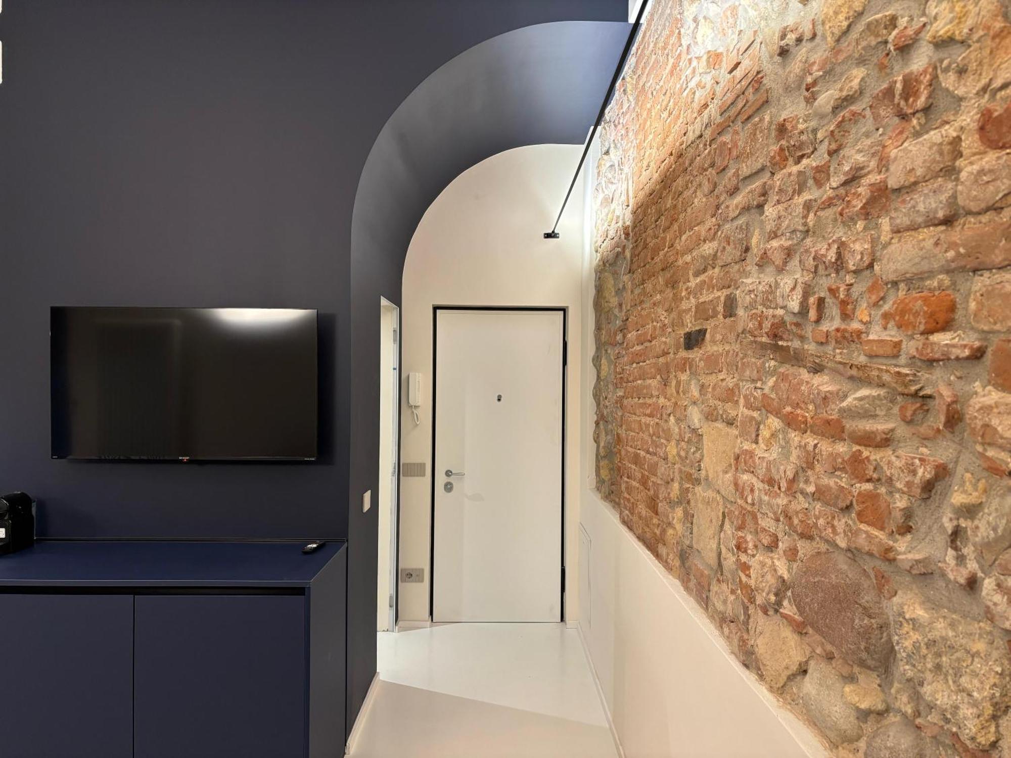 Huoneisto Heritage Modern Flat In Verona's Heart *