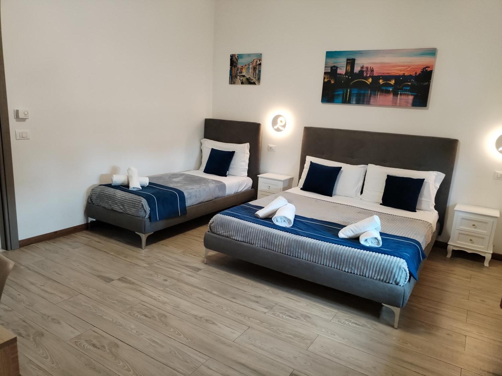Nhà khách Nuova Fiera Verona