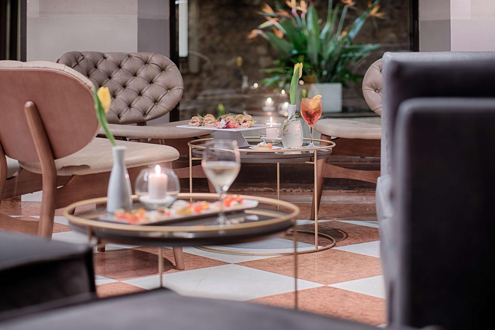 Hotel Nh Collection Palazzo 5*
