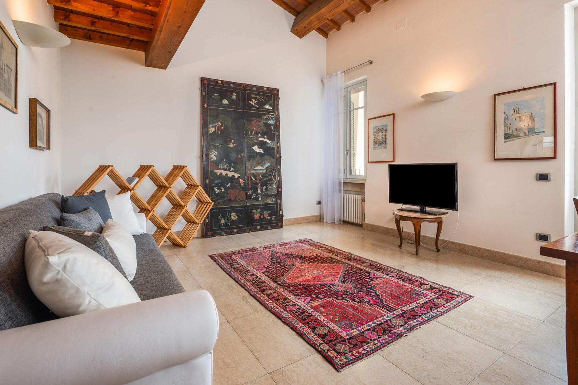 Cozy Flat With Large Balcony Few Steps From Arena Huoneisto Verona