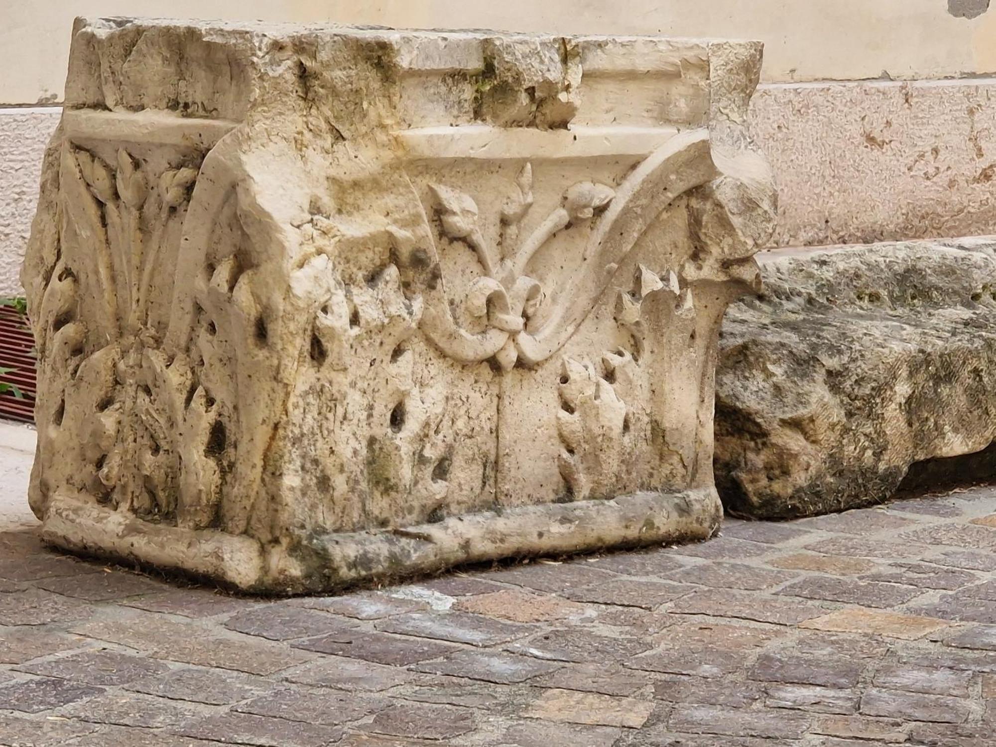 Anastasia - Piazza Erbe Center * Verona