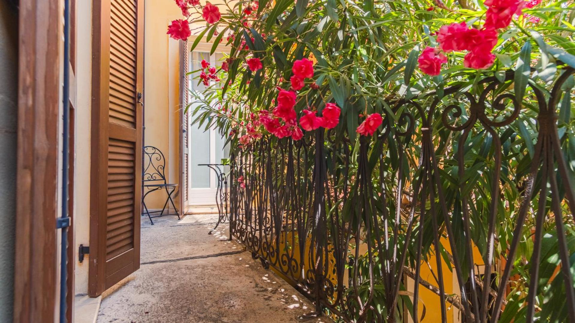 Antiche Mura - Italian Homing Guest house *