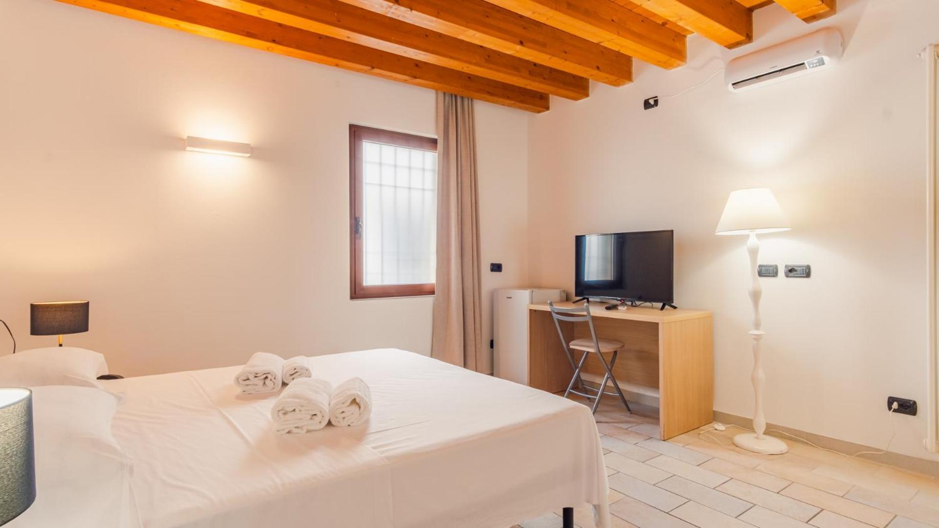 Antiche Mura - Italian Homing Guest house *