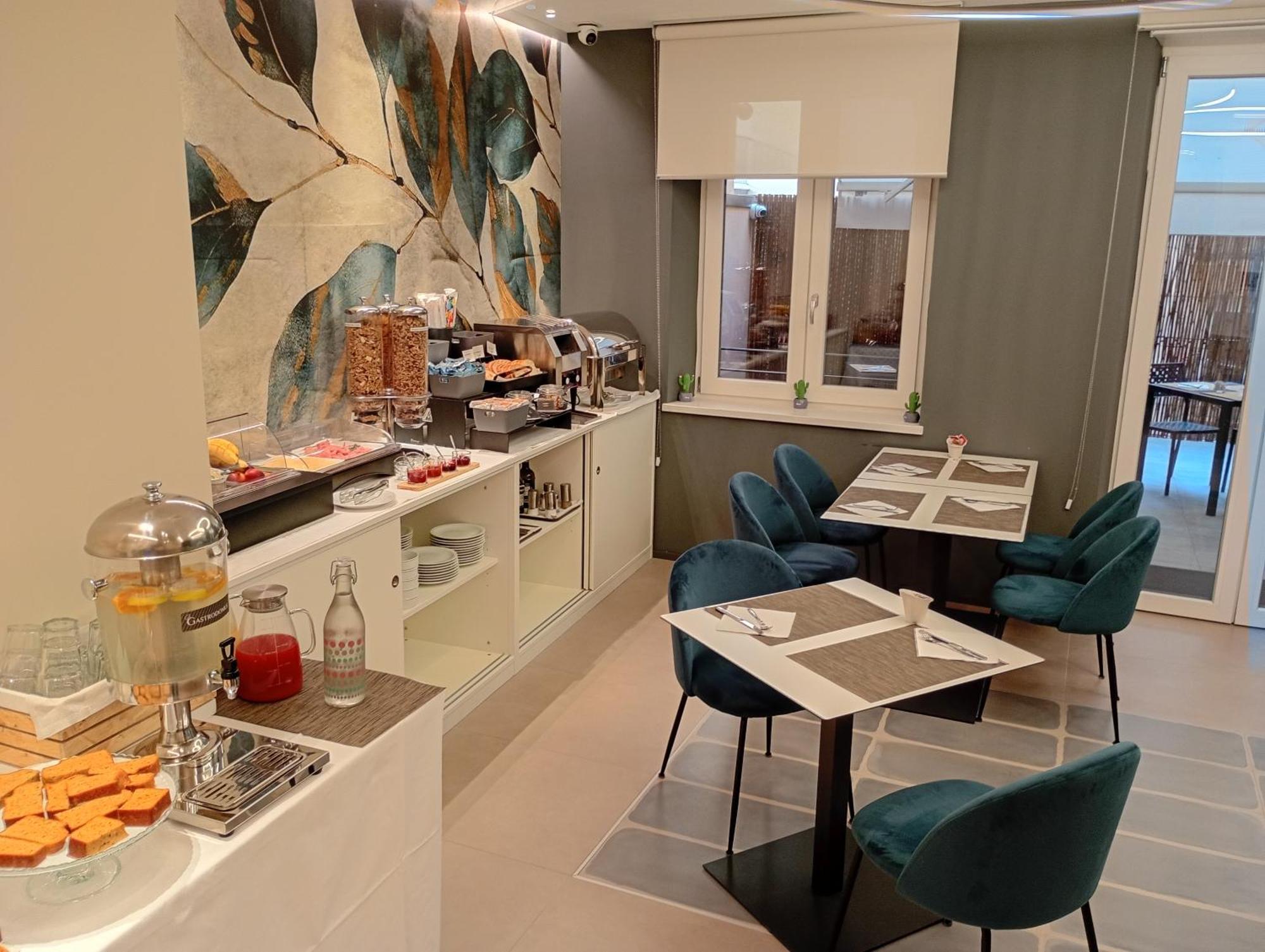 Hotel Wega 3*